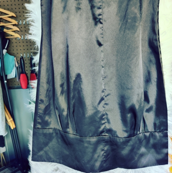 SILKY *M* OPEN Keyhole back CLASSY Cocktail Little Black Dress - Picture 7 of 8